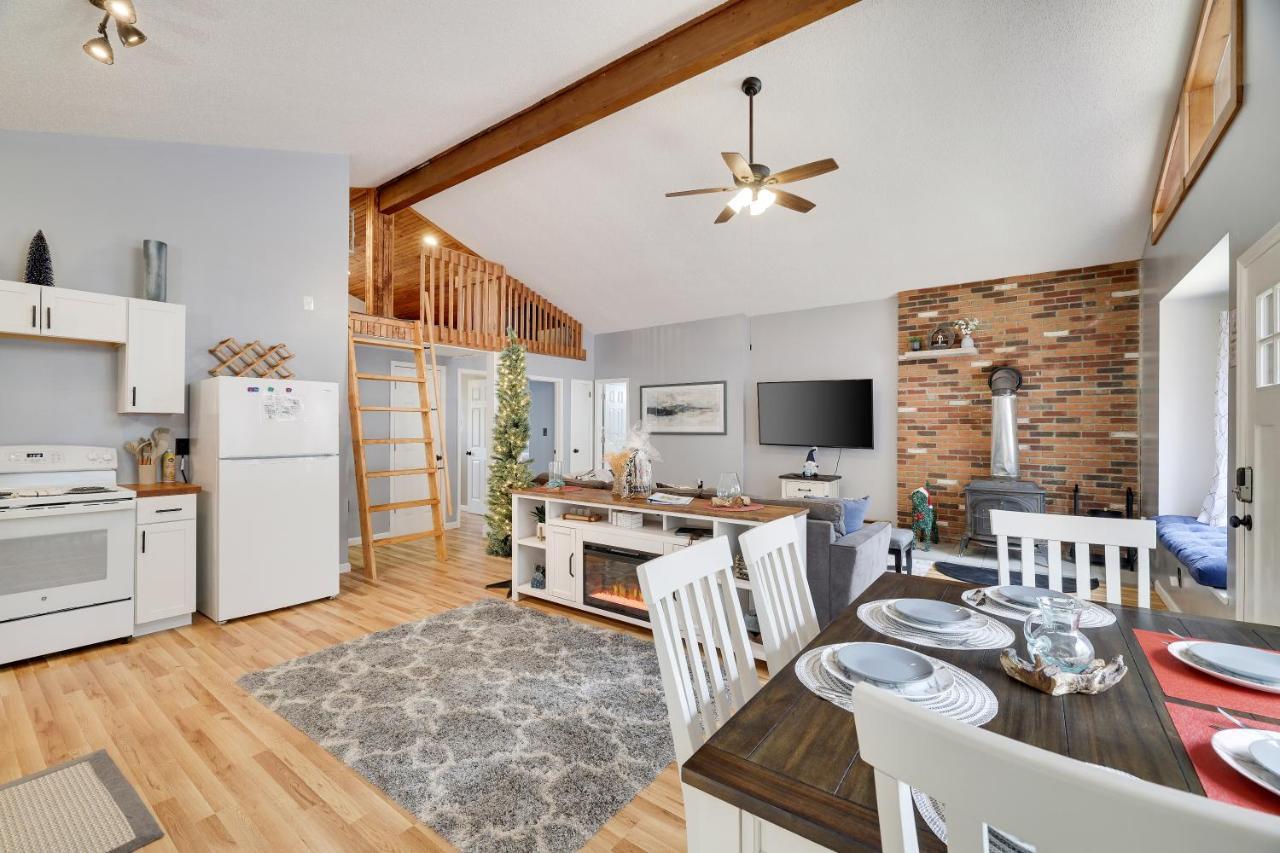 Premier Cozy Cabin - Free Amenities & Comm Indoor Pools Бушкил Екстериор снимка